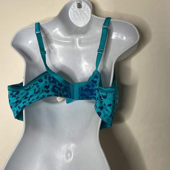 Cacique 42D blue purple light boost bra - Picture 3 of 4